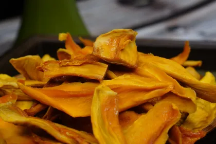 Yunnan Sun-Ripened Dried Mango Slices