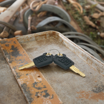 Hot Sale CATERPILLAR Excavators: Ignition Keys for 305.5E2/320/323/336/326/345GC