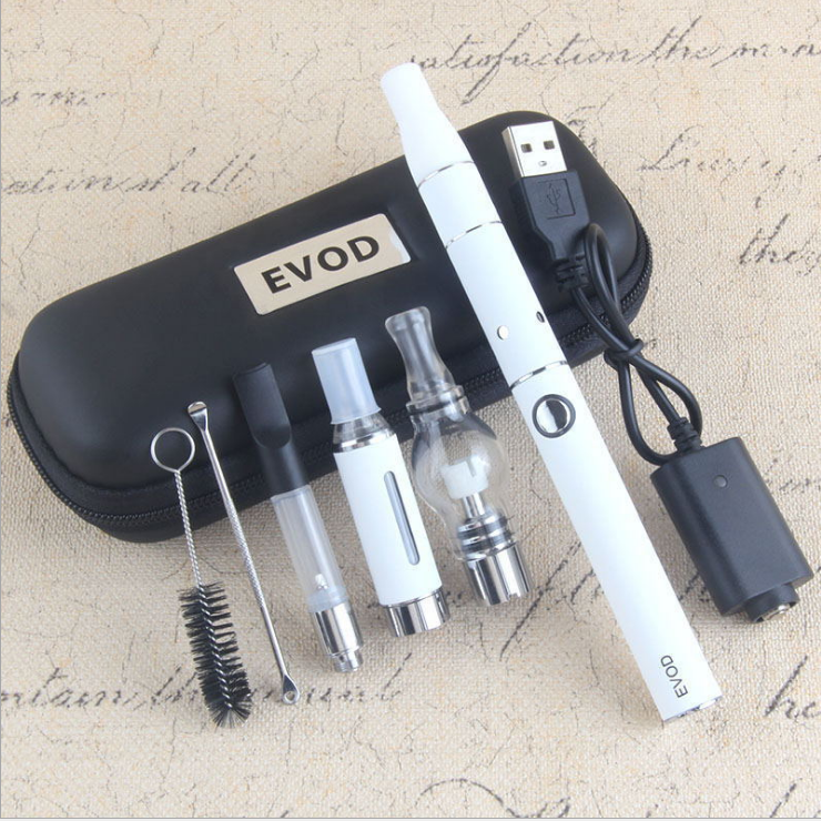 Novo produto evod 4 em 1 kits de bateria evod com 4 atomizador evod vaporizador caneta
