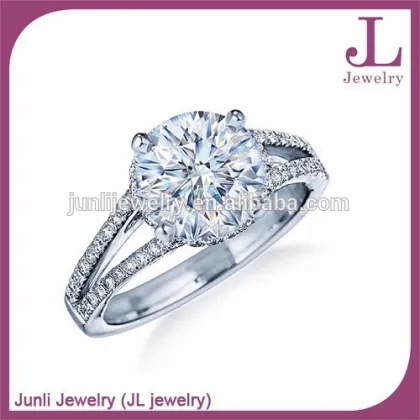 2015 Latest Design Diamond Ring Titanium Diamond Engagement Ring