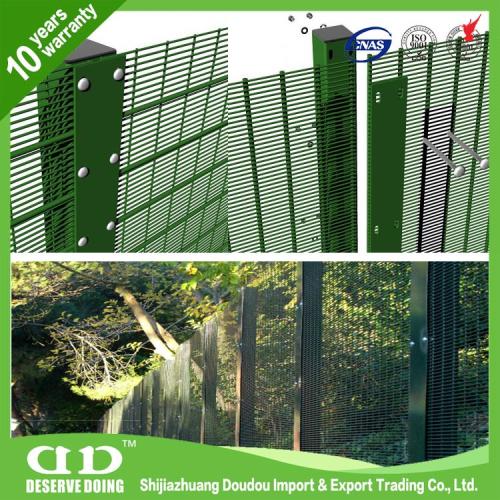 Professional plastic coated RJ235 coated wire fence