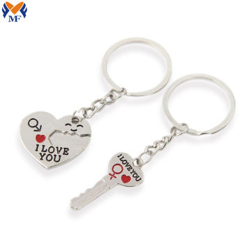 Metal custom couple keychain gift