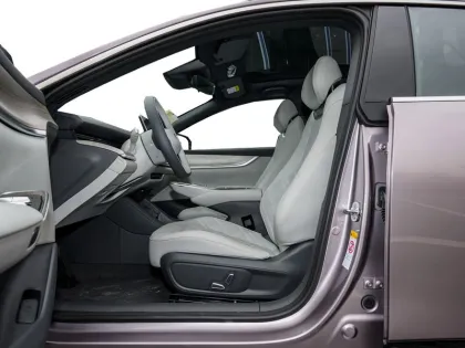 Changan Qiyuan A07 Elite model