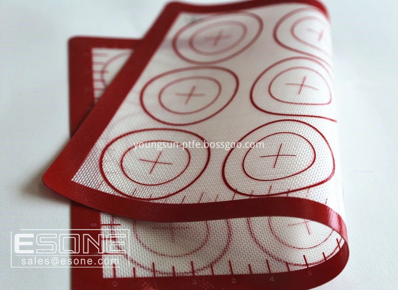 non-stick silicone baking mat