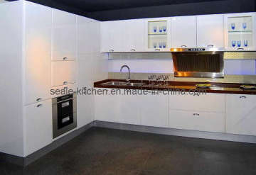 Lacker Kitchen Cupboard