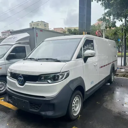 Foton smart blue e7 enclosed van