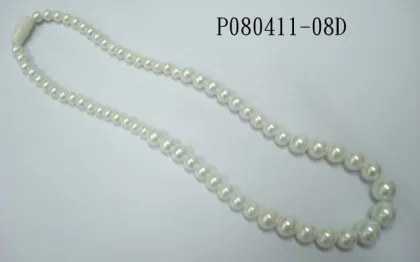 pearl necklace