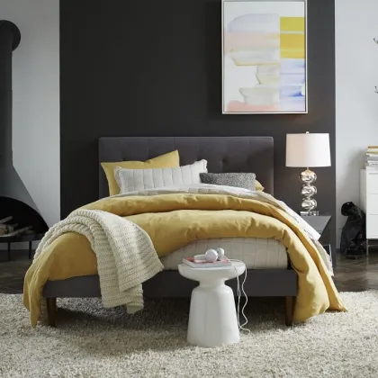 Nordic Simple Wooden Soft Comfortable Bed