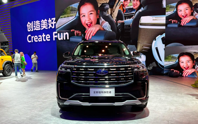 Ford Explorer Ford Explorer