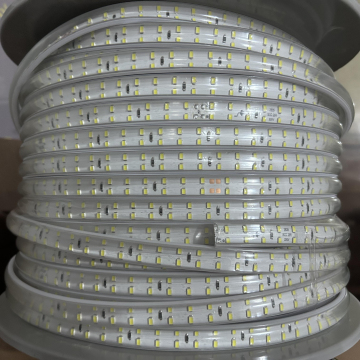 IP67 AC 220V SMD2835 12 mm haute tension 180leds Flexible Strip Light