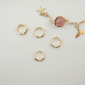 18K Gold plattierte Messing -Splitringe für DIY -Schmuckherstellung - Sechskantsprungringe