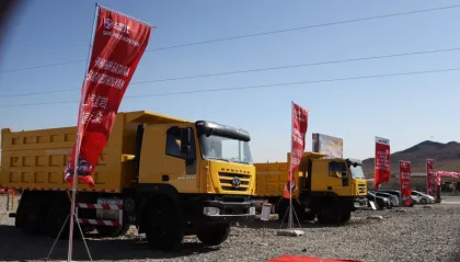 SAIC-IVECO HONGYAN KINGKAN 6x4 DUMP TRUCK TIPPER TRUCK
