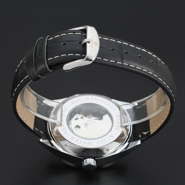 Leather Strap Buckle Wrist Watch For male