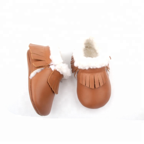 Giày Moccasins tua rua mùa đông cho bé sang trọng