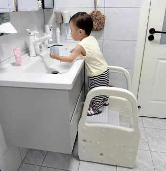 Modern Thickened HDPE Plastic Foldable 2-Step/3-Step Adjustable Stool for Kids