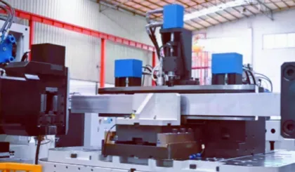 Automobile anti-collision beam pushing bending machine
