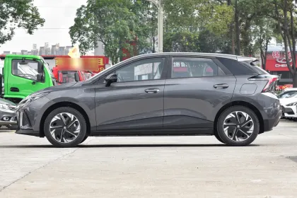 MG4 Mulan 2023: Cheap Compact Sedan - New Energy Electric Vehicles in Stock
