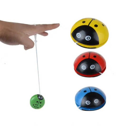 1PCS ladybird Yo Yo ball Blue green red yellow Ladybug YOYO creative toys wooden Yo Yo toys for children 4 colors