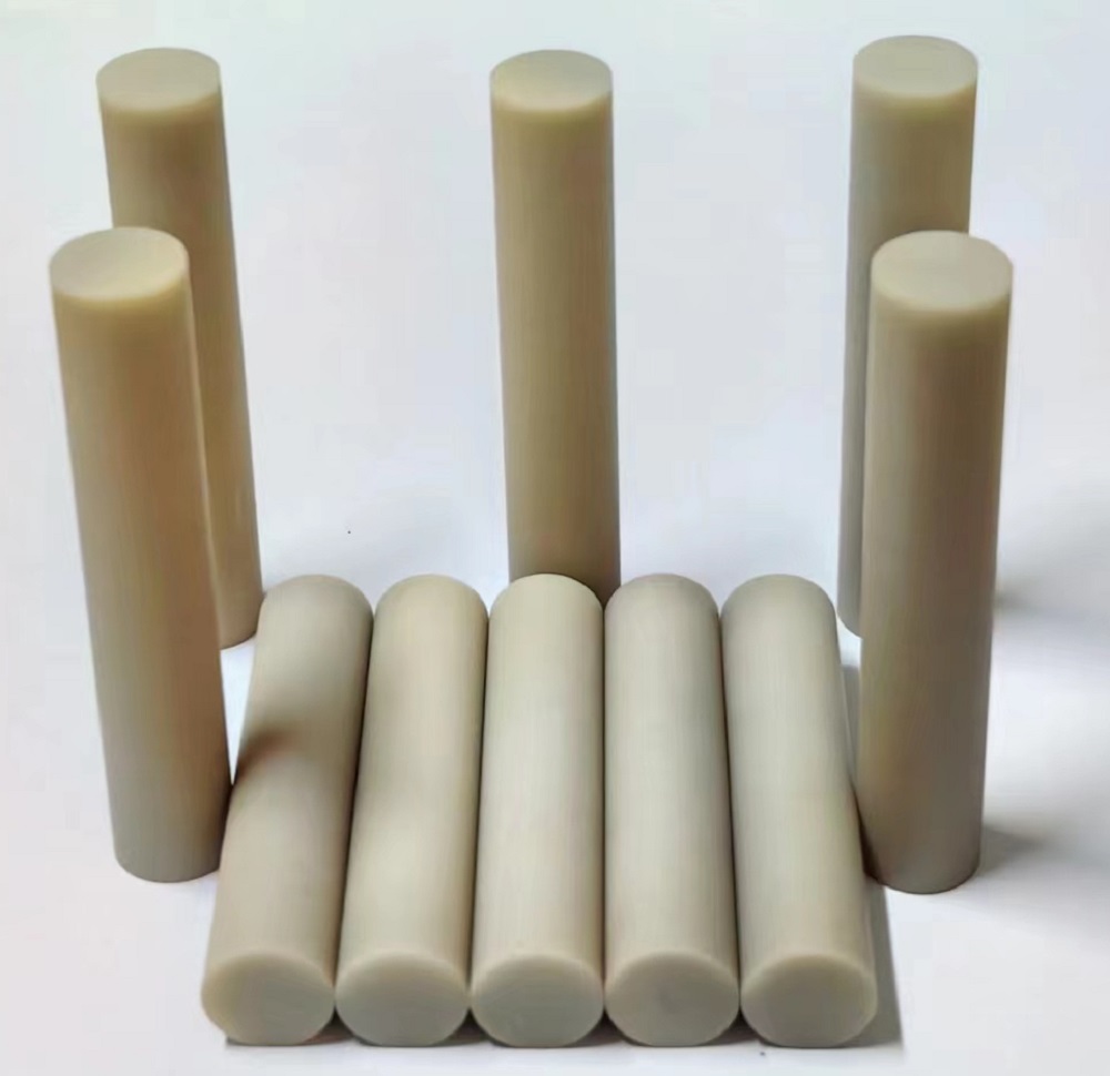 High thermal conductivity aluminum nitride ceramic rods