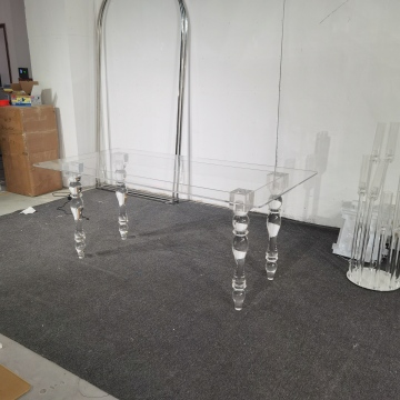 Custom Clear Ghost Wedding Furniture: Acrylic Dining Table for Events
