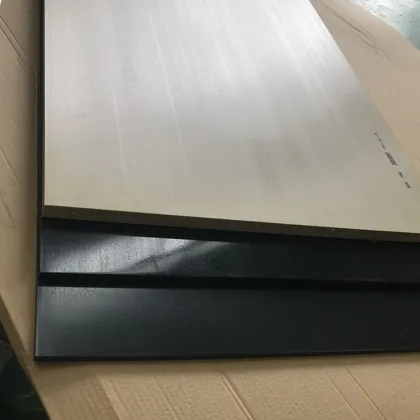 Black virgin PEEK plate