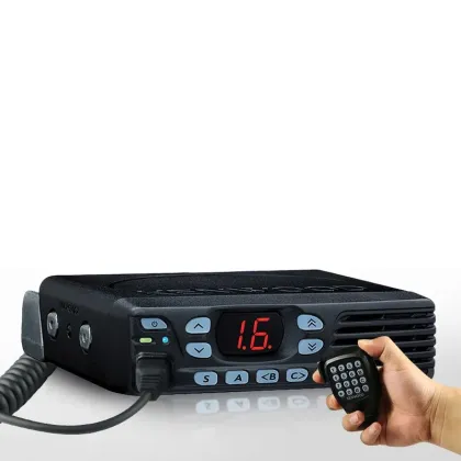 Kenwood TK-D840: 25W UHF/VHF DMR Mobile Radio