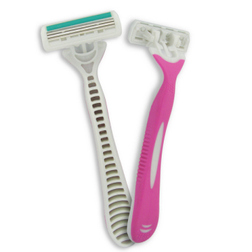 TRIPLE BLADE WITH LUBRICANT STRIP , RUBBER HANDLE RAZOR SHAVING