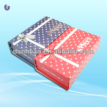 luxury collapsible paper chocolate box with bow
