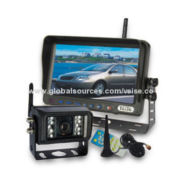 Wireless Backup Camera System with 7-inch Digital Screen Monitor and IP68 Waterproof Grade