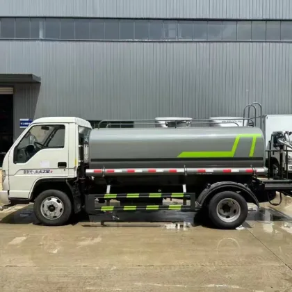 Foton road dust suppression vehicle green spraying vehicle