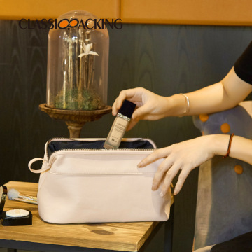 Portable High-End Makeup Storage Bag with Large Capacity for Travel