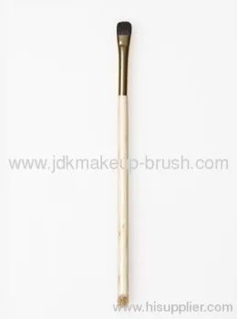 Chiseled Smudge Eye Brush 