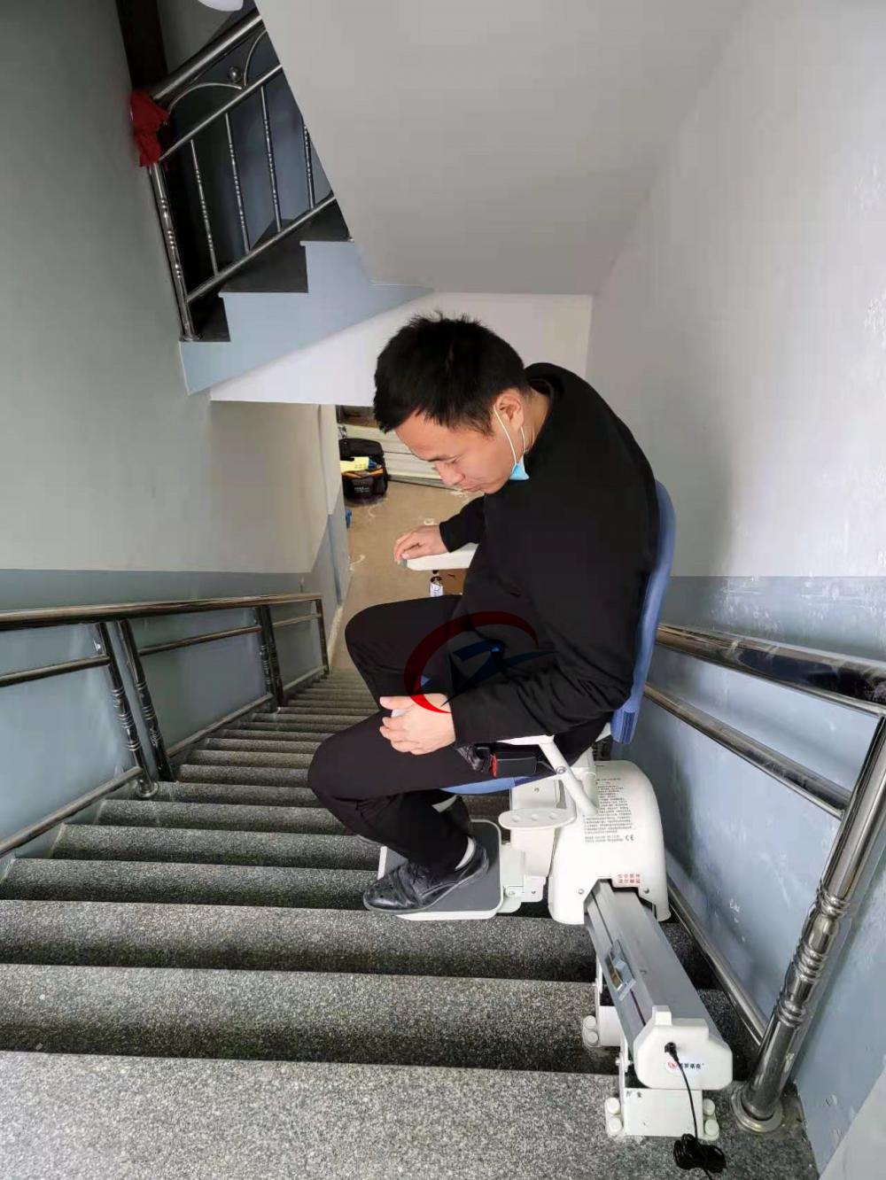 Instalação do Stairlift reto