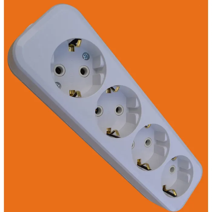 Soket Ekstensi dengan Kabel (E8004ES)