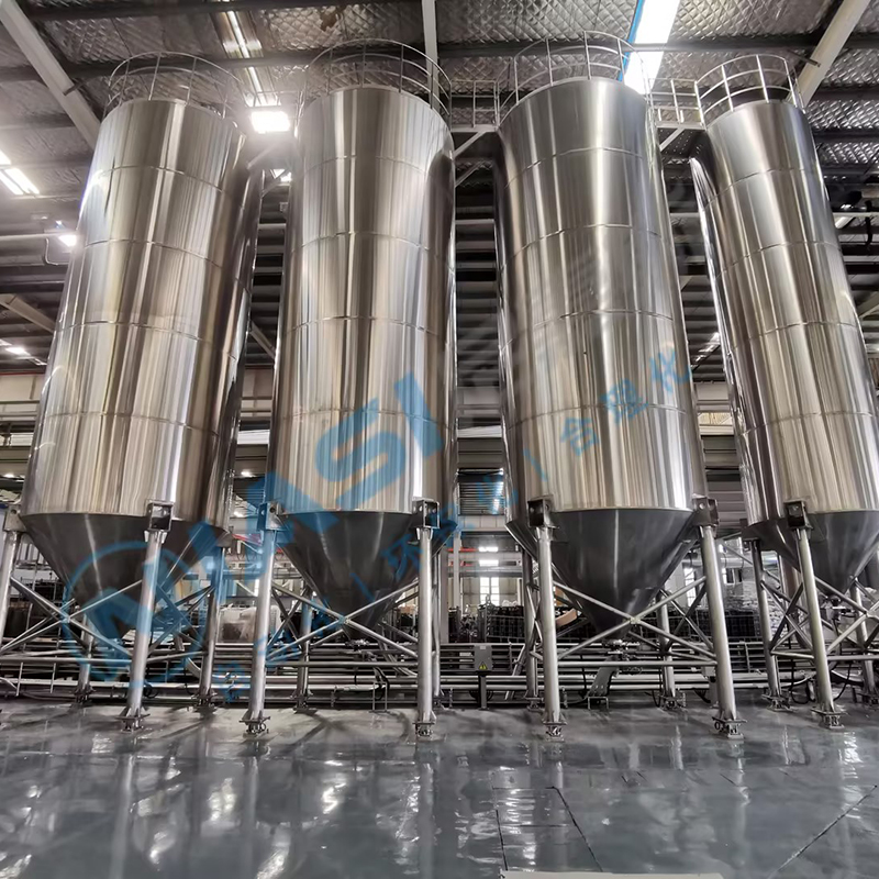 Outdoor Storage Silos