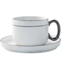 Minimalismo Carrino de cerámica Cazas de té de la tarde y platillo de porcelana Cocina y mesa con línea