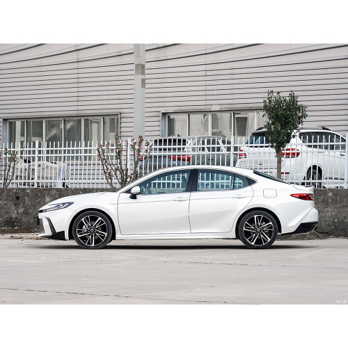 2024 White Camry Hybrid 2.0S Sport Edition