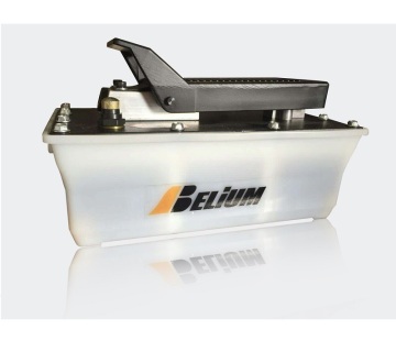 High Quality Single Acting Air Hydraulic Foot Pump - 700 Bar / 10000 Psi