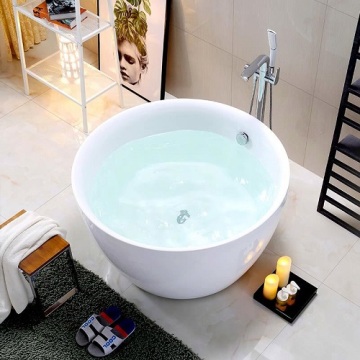 Round Shape Acrylic Soaking Japanese Bathtub