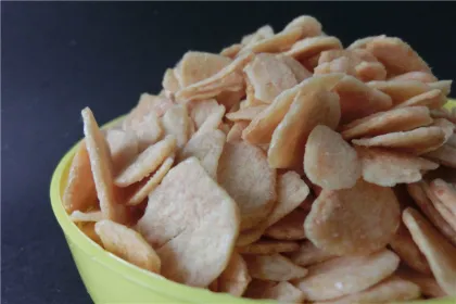 Golden Yellow Crispy Fried Garlic Flakes