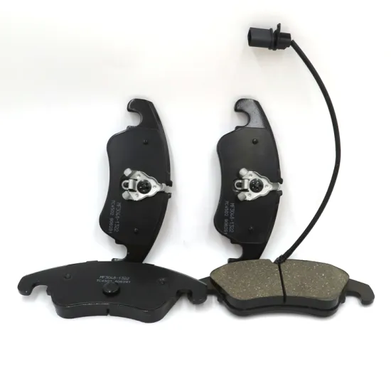 Brake Pad Set for AUDI A5 A6 Q5 (8K0698151 4GD698151)