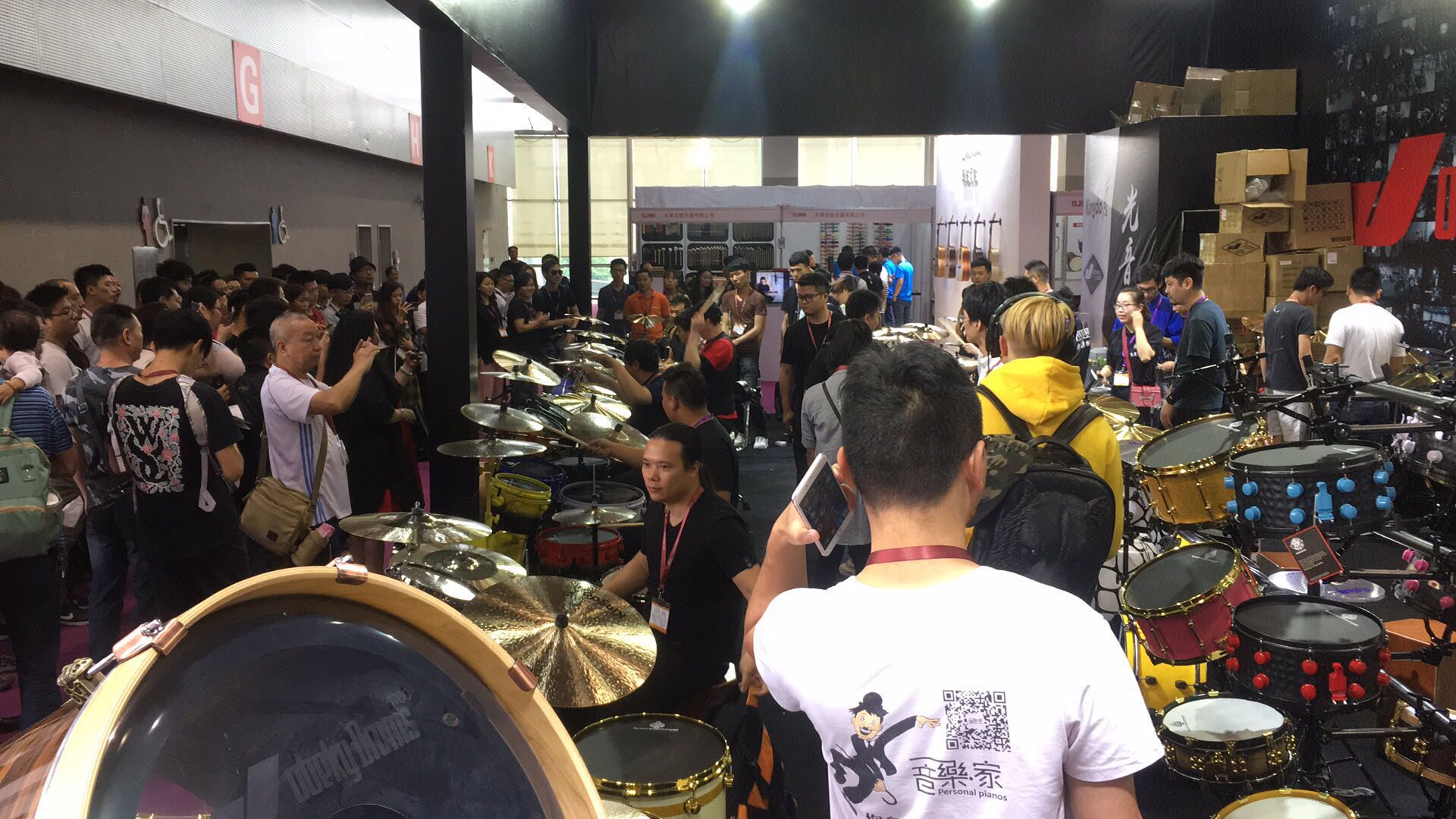 brass cymbals brass cymbals