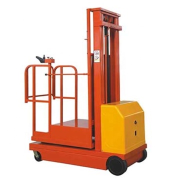 Electric Aerial High-Altitude Reclaimer for Material Pickup