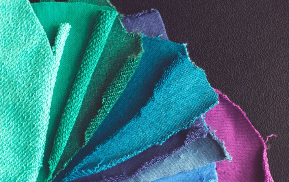 Fabric composed of lava fabric and basalt fib