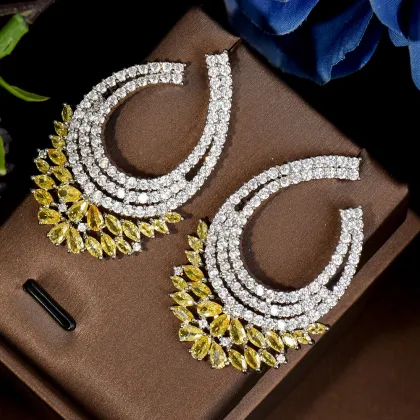 HIBRIDE Zirconia Stud Earrings - Elegant Jewelry for Women