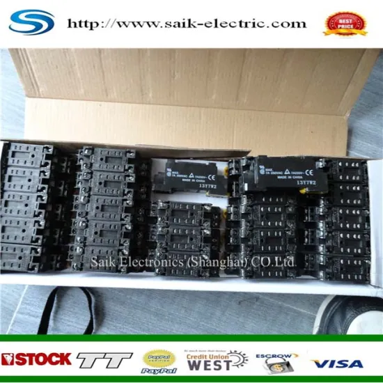 Omron PYE08A-E Relay socket