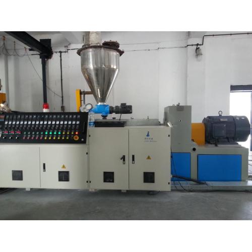 China Waterproof Wood Plastic Composite Flooring Production Line Factory