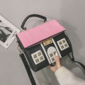 Νέο στυλ σύγκρουσης χρώμα πρωτοτυπία περίεργο μικρό σπίτι γελοιογραφία υπέροχο μικρό σπίτι τσάντα μεμονωμένες τσάντες χαρακτήρων