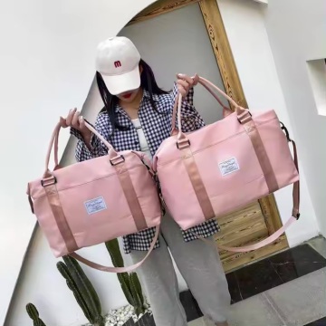 Duffel kalis air pelbagai fungsi perjalanan