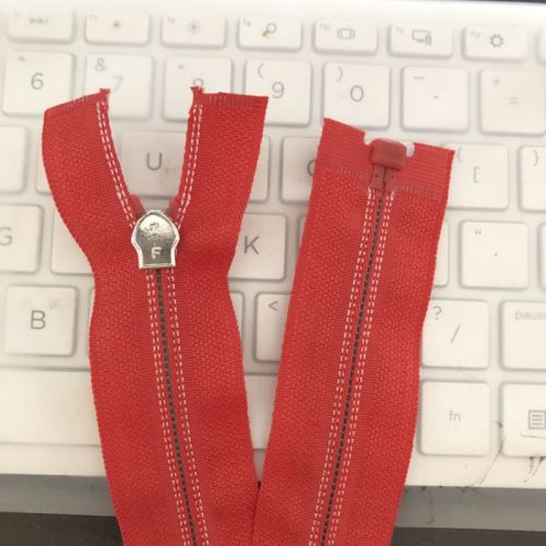 Atistic silvery metal zippers for commodity